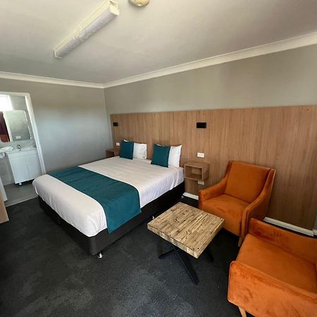 Adrian Motel Форбс Екстер'єр фото