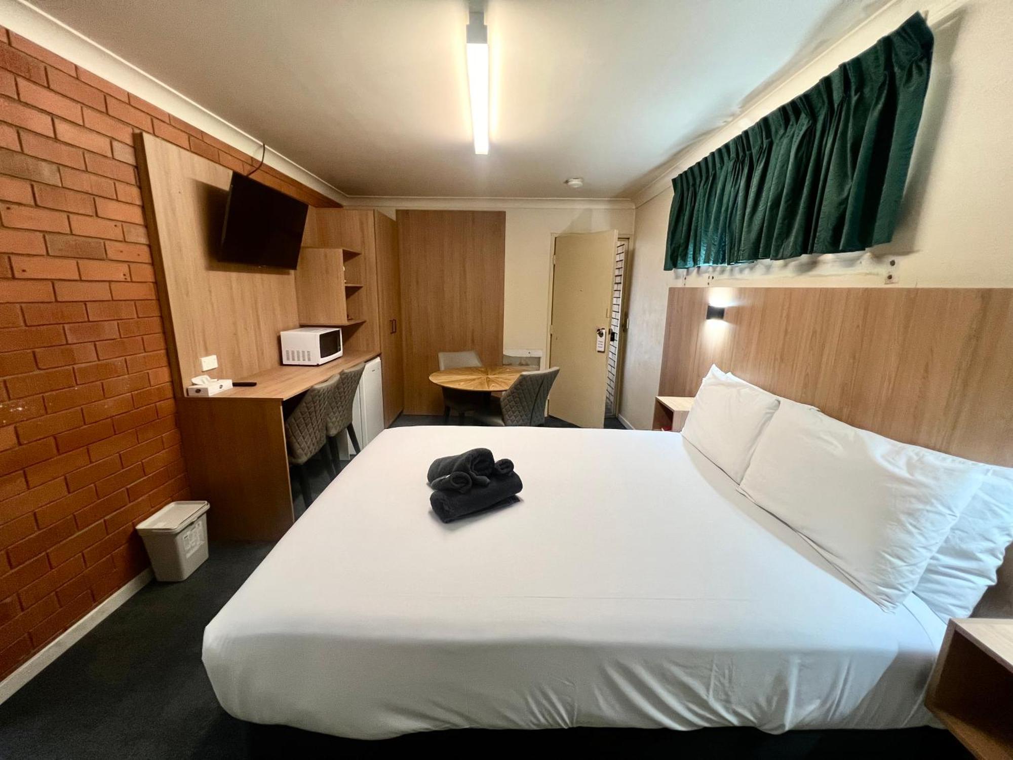 Adrian Motel Форбс Екстер'єр фото