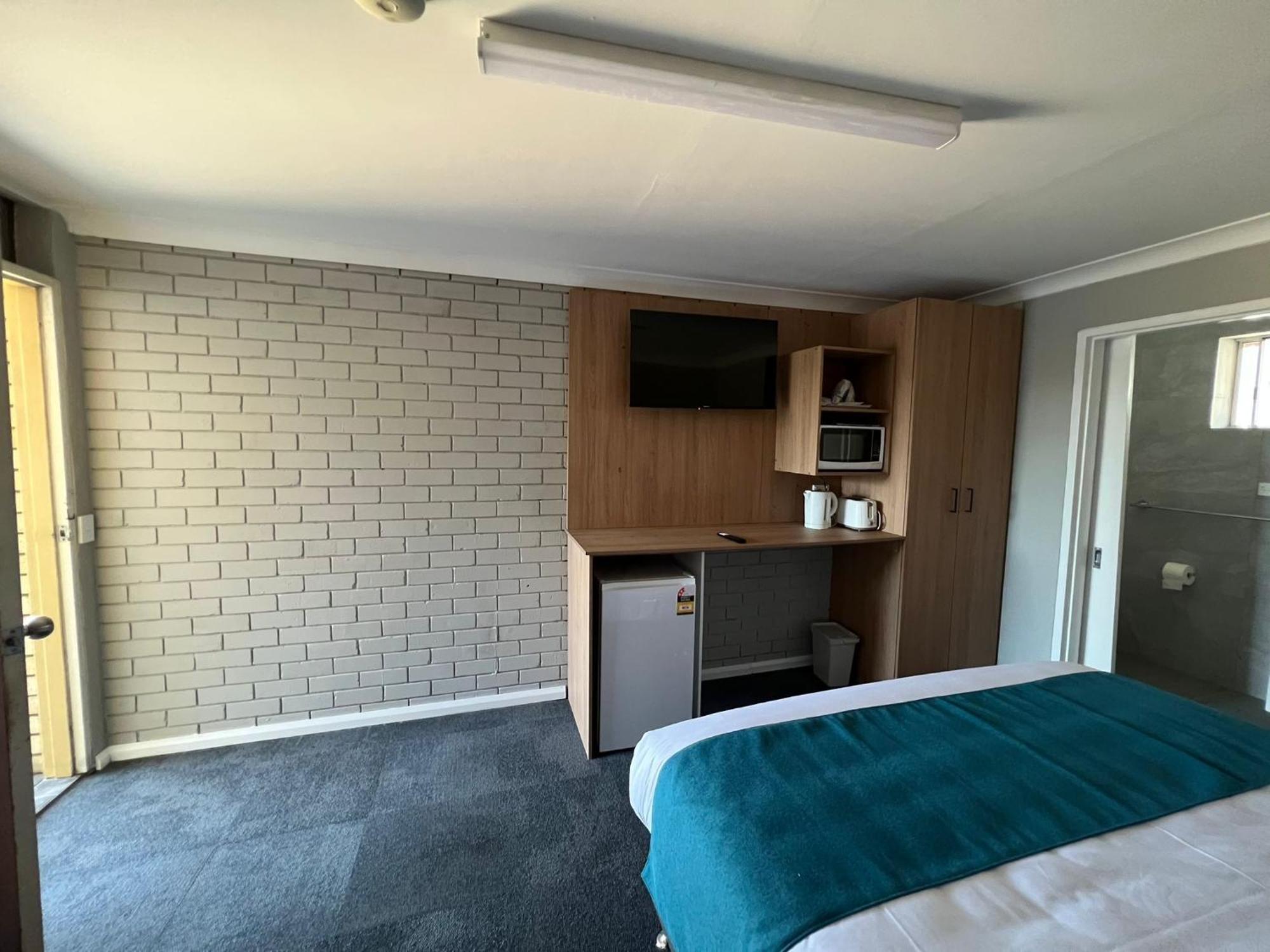 Adrian Motel Форбс Екстер'єр фото