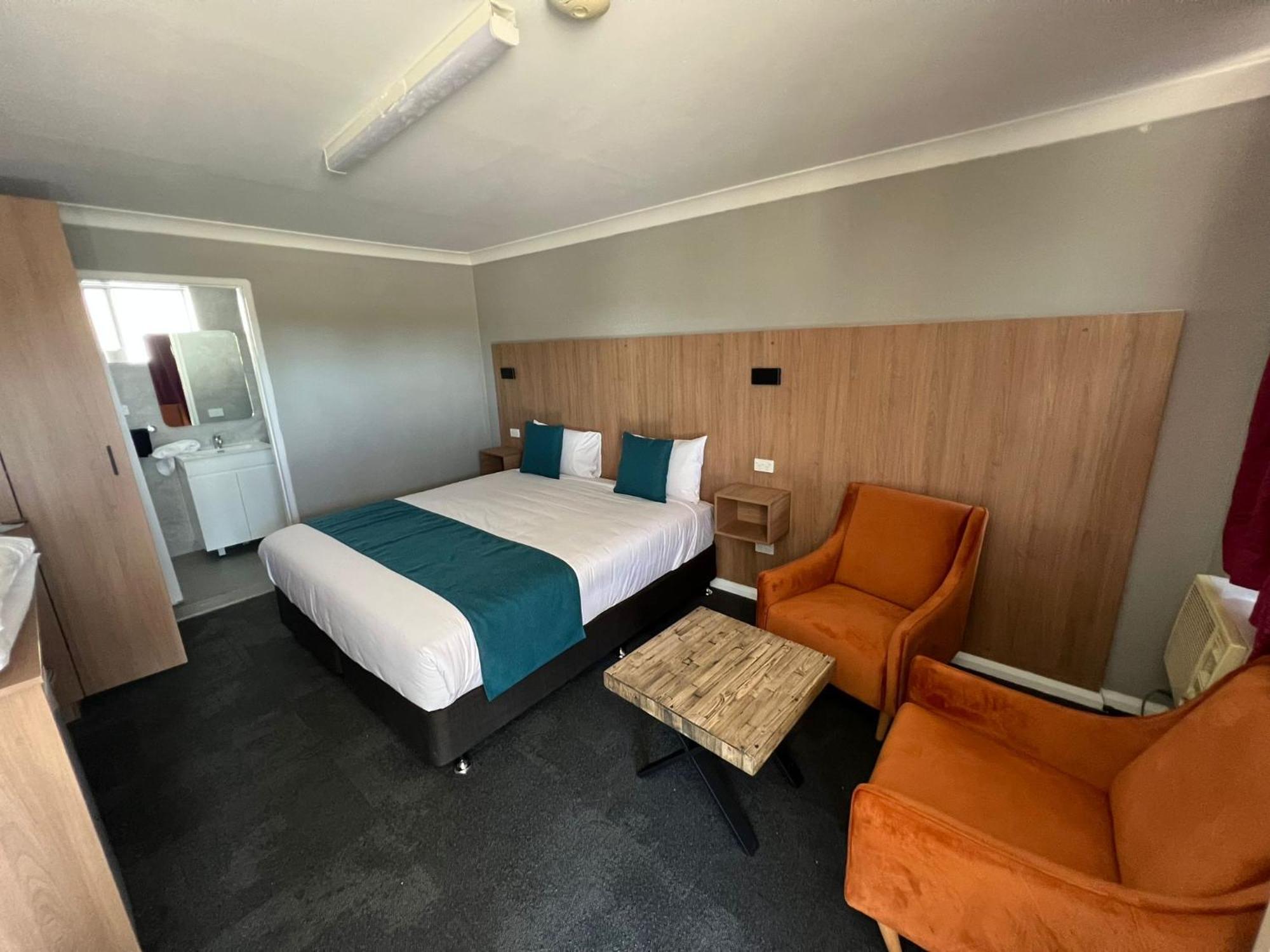 Adrian Motel Форбс Екстер'єр фото