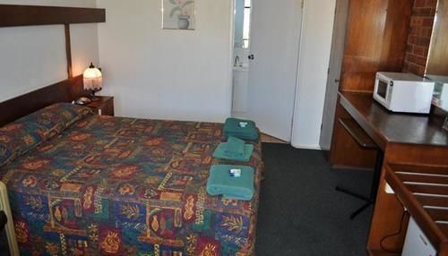 Adrian Motel Форбс Екстер'єр фото
